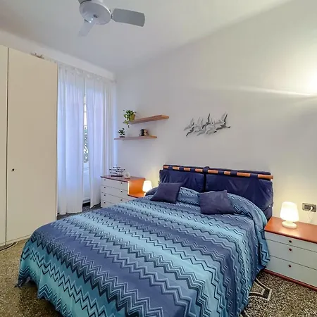 Апартаменты Grande In Zona Tranquilla Варацце