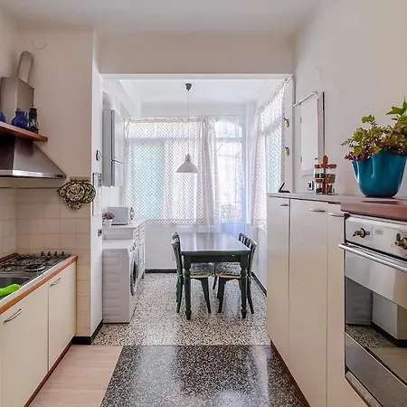Appartamento Grande In Zona Tranquilla